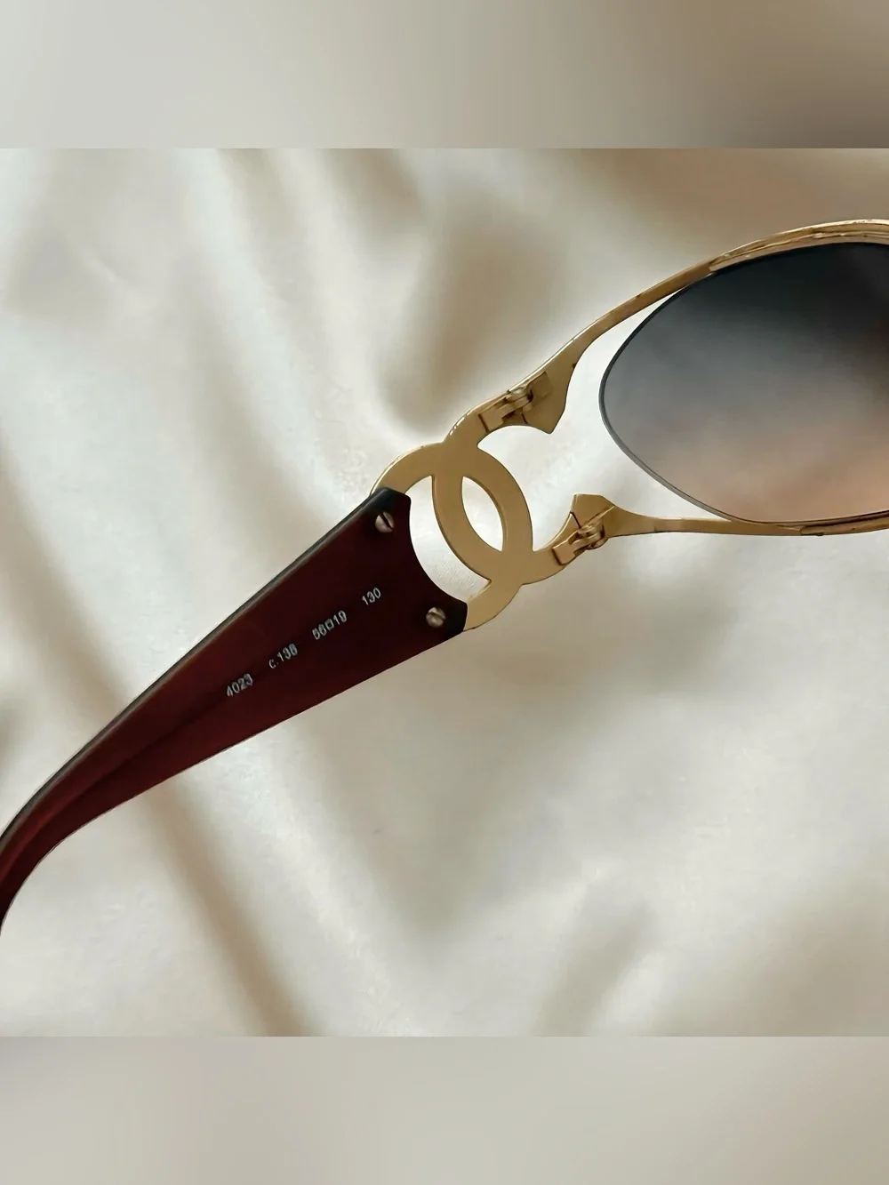AUTHENTIC VINTAGE CHANEL 4023 C.138 VINTAGE RIMLESS GRADIENT CC LOGO SUNGLASSES